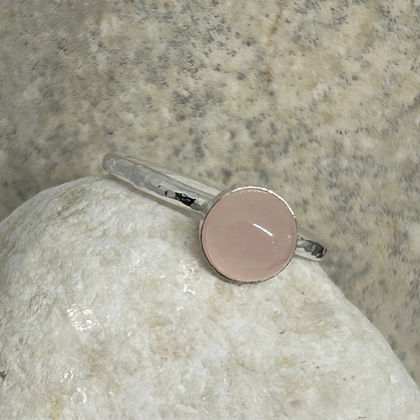 ROSE QUARTZ STERLING SILVER RING