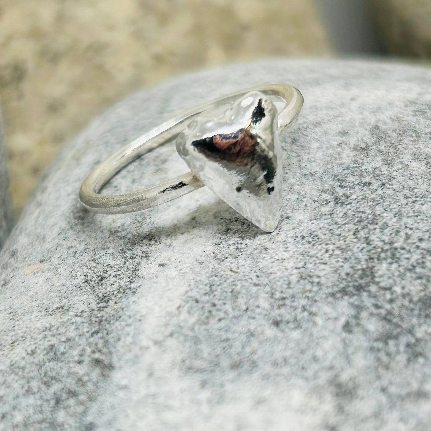 SIGNATURE CHUNKY HEART RING