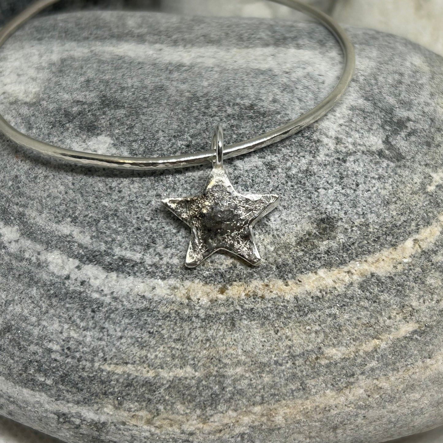 SIGNATURE STAR BANGLE