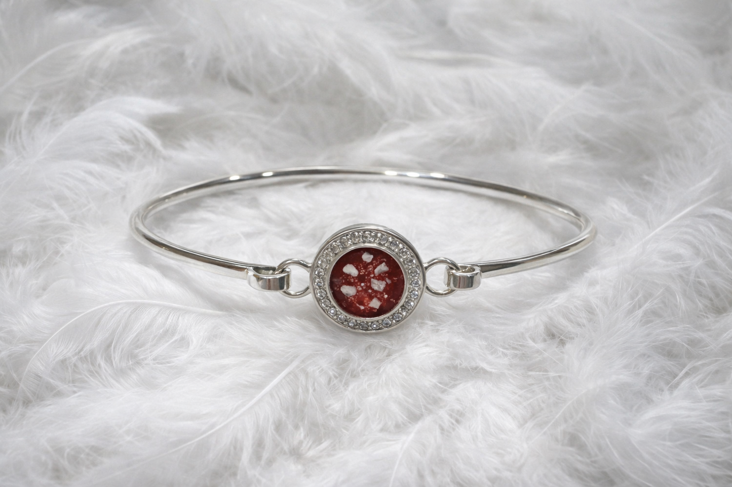 MEMORIAL HALO BANGLE
