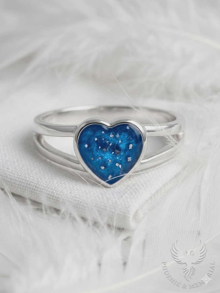 MEMORIAL DOUBLE BAND HEART RING