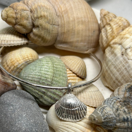 CLEETHORPES COCKLE SHELL BANGLE