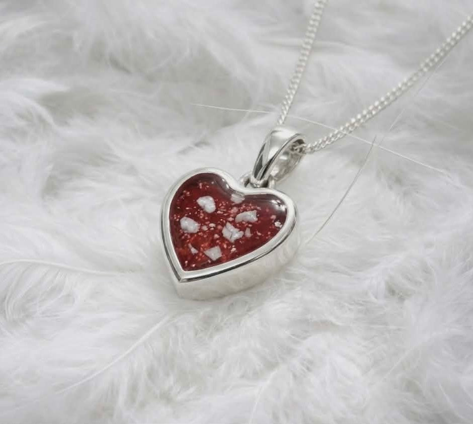 MEMORIAL MINI HEART NECKLACE